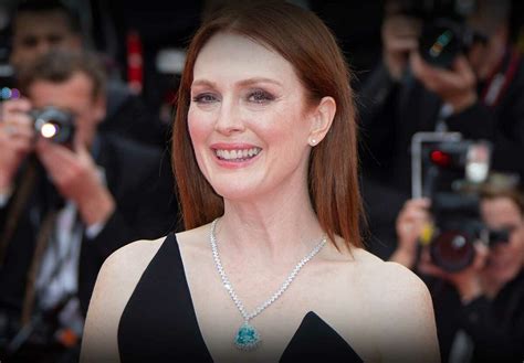 Julianne Moore Nude: Porn Videos & Sex Tapes @ xHamster